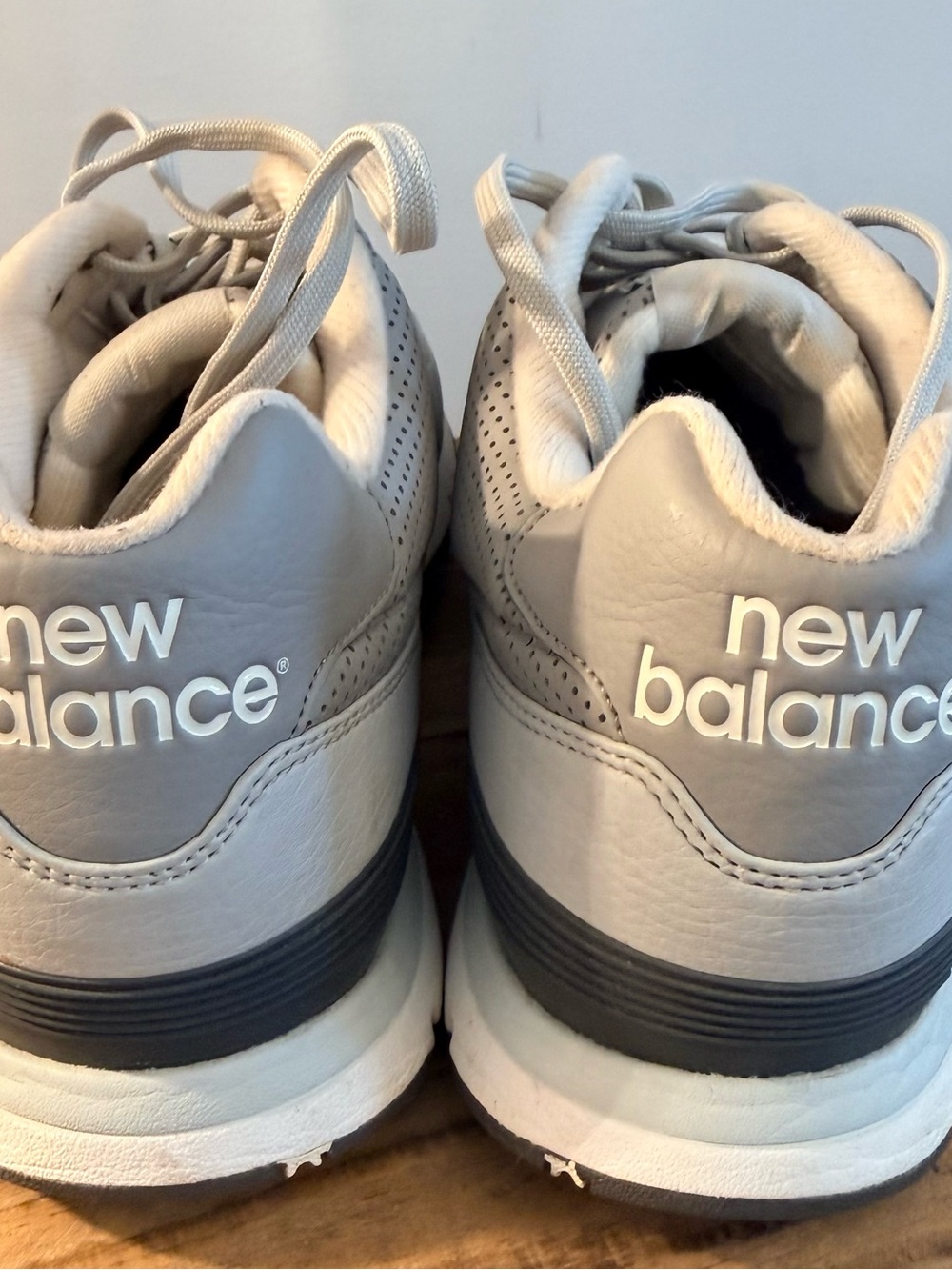 New Balance Men’s Gray Leather Golf Shoes - Picture 2 of 6